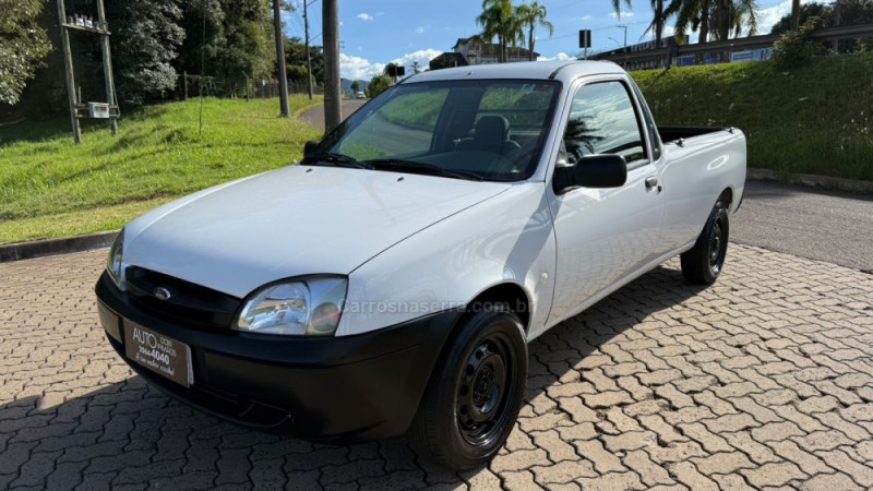 COURIER 1.6 MPI L 8V FLEX 2P MANUAL - 2012 - DOIS IRMãOS