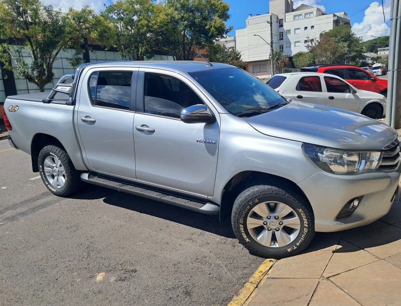 hilux 2.8 srv 4x4 cd 16v diesel 4p automatico 2018 flores da cunha