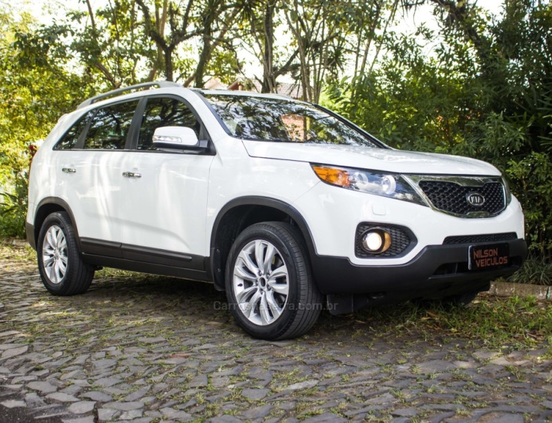 SORENTO 3.5 4X4 V6 24V GASOLINA 4P AUTOMÁTICO - 2012 - NOVO HAMBURGO
