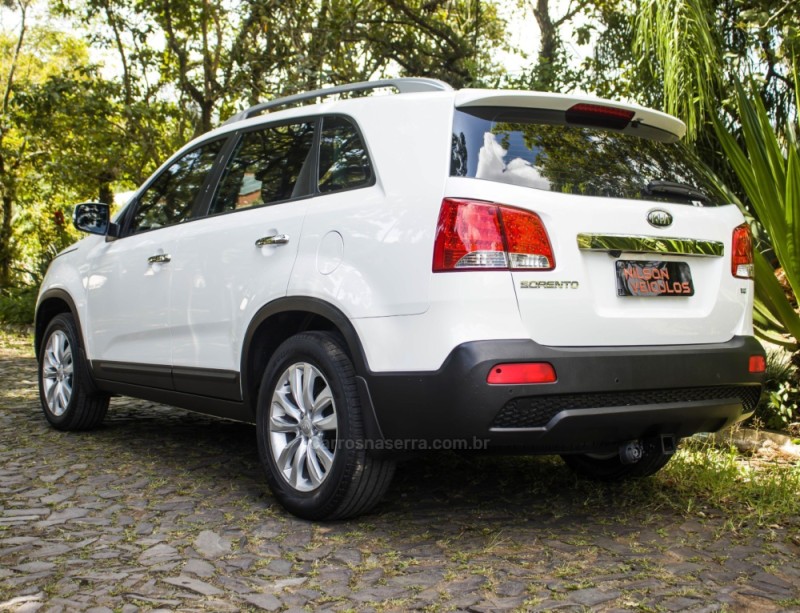 SORENTO 3.5 4X4 V6 24V GASOLINA 4P AUTOMÁTICO - 2012 - NOVO HAMBURGO