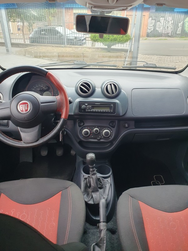 UNO 1.4 EVO SPORTING 8V FLEX 4P MANUAL - 2012 - CAXIAS DO SUL