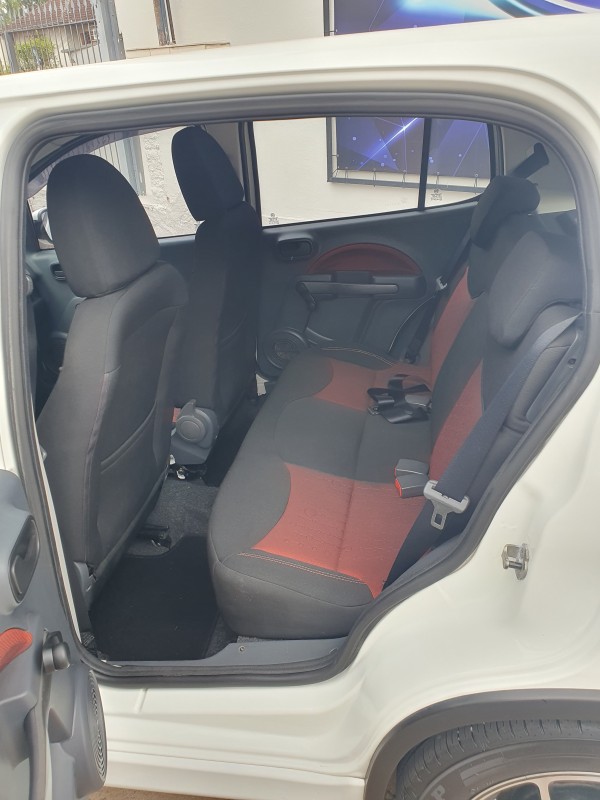 UNO 1.4 EVO SPORTING 8V FLEX 4P MANUAL - 2012 - CAXIAS DO SUL