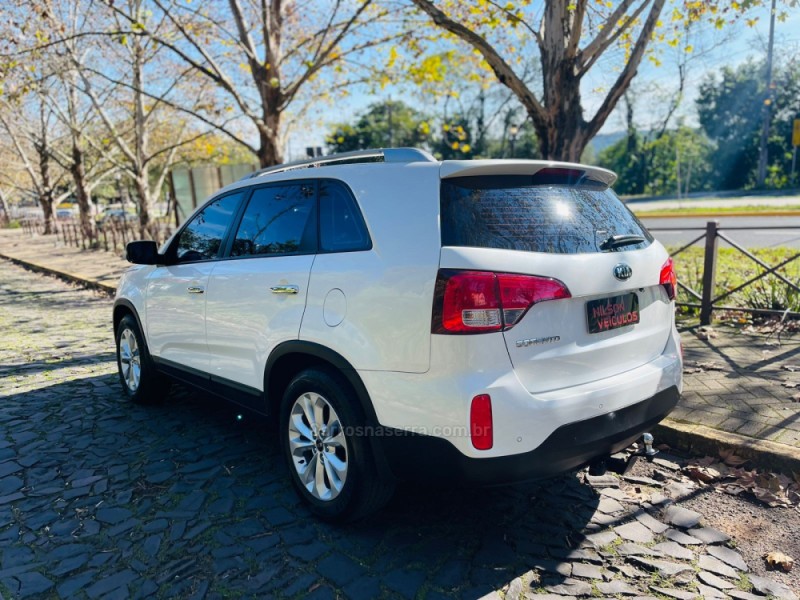 SORENTO 2.4 EX2 4X2 16V GASOLINA 4P AUTOMÁTICO - 2015 - NOVO HAMBURGO