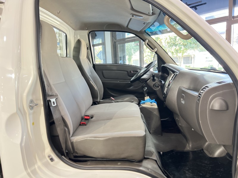 HR 2.5 TCI HD LONGO SEM CAÇAMBA 4X2 8V 94CV TURBO INTERCOOLER DIESEL 2P MANUAL - 2010 - CAXIAS DO SUL