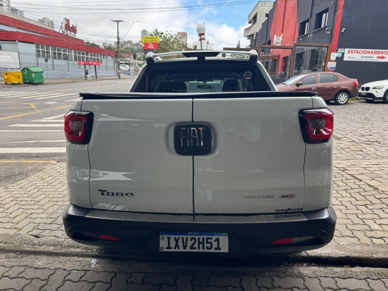 TORO 2.0 16V TURBO DIESEL VOLCANO 4WD AUTOMÁTICO - 2017 - CAXIAS DO SUL