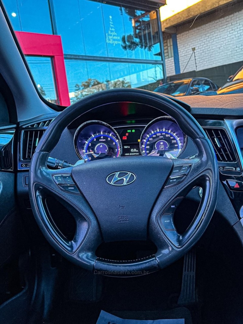 SONATA 2.4 MPFI I4 16V 182CV GASOLINA 4P AUTOMÁTICO - 2012 - CANELA