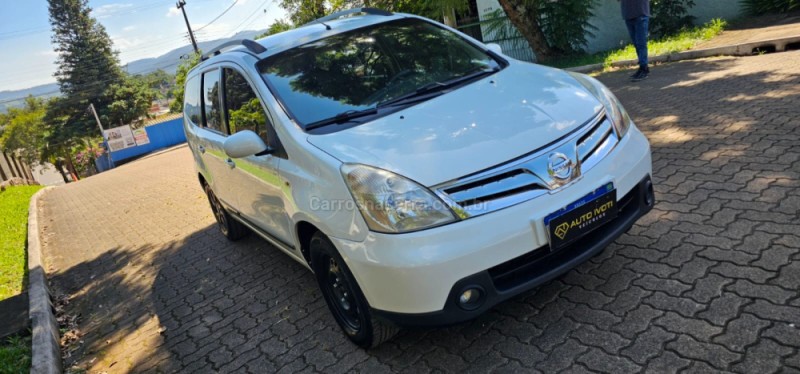 livina 1.8 sl 16v flex 4p automatico 2013 ivoti