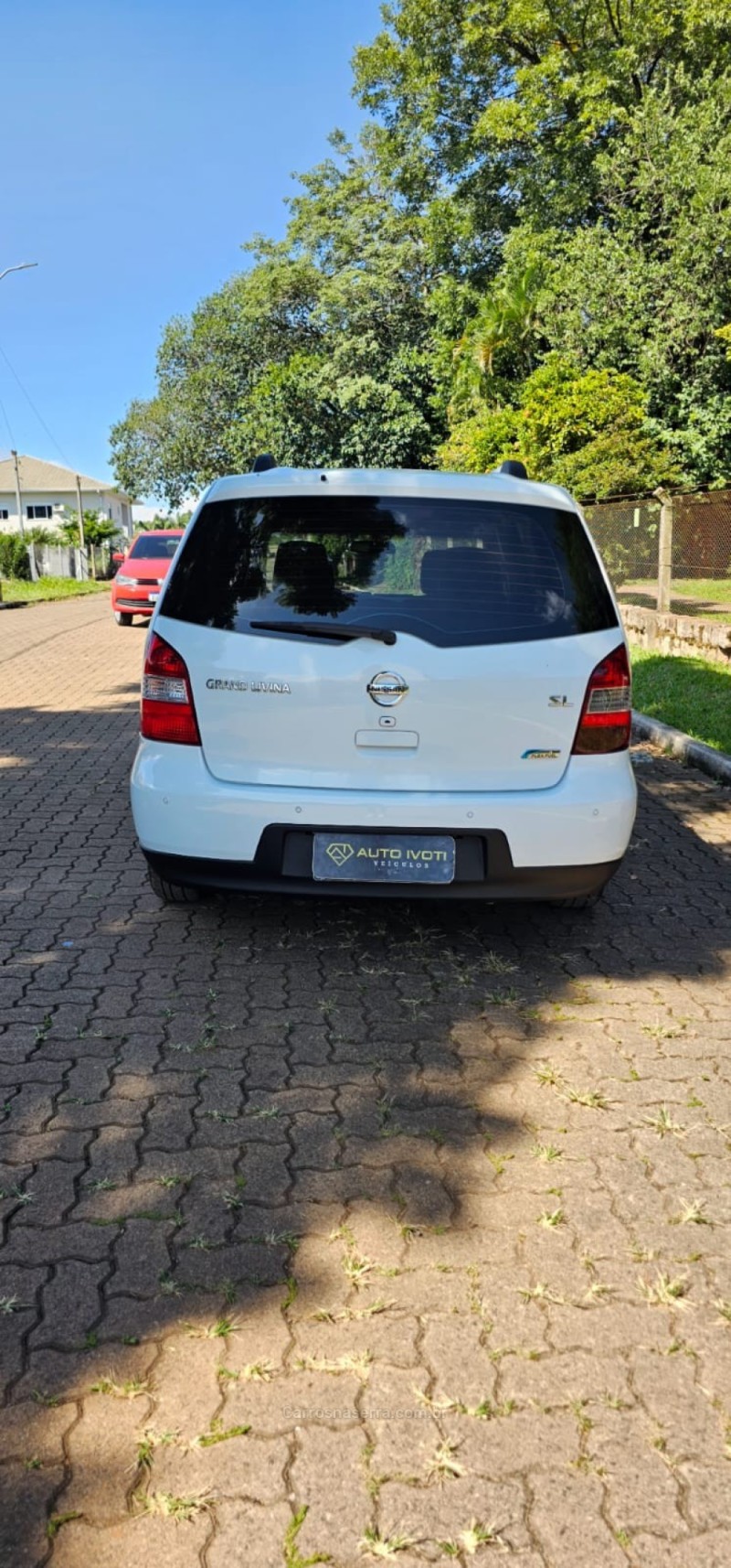 LIVINA 1.8 SL 16V FLEX 4P AUTOMÁTICO - 2013 - IVOTI