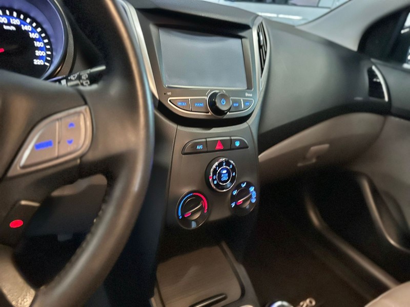 HB20 1.6 PREMIUM 16V FLEX 4P MANUAL - 2015 - CAXIAS DO SUL