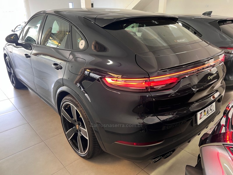 CAYENNE 3.0 V6 E-HYBRID COUPÉ PLATINUM EDITION AWD S HÍBRIDO 4P AUTOMÁTICO - 2022 - CARLOS BARBOSA