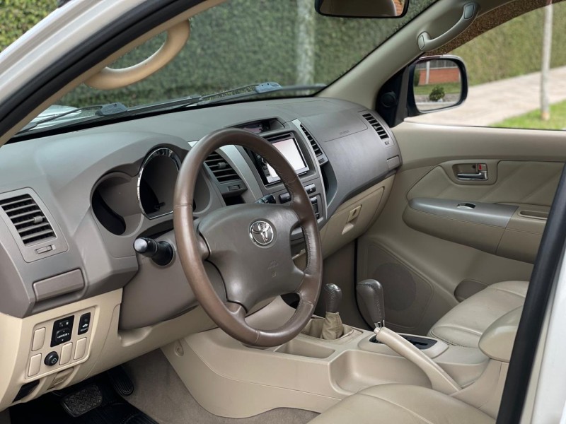 HILUX SW4 3.0 SRV 4X4 16V TURBO INTERCOOLER DIESEL 4P AUTOMÁTICO - 2007 - FARROUPILHA