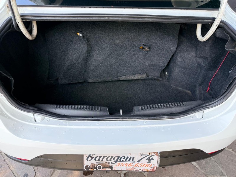 GRAND SIENA 1.4 MPI 8V TETRAFUEL 4P MANUAL - 2016 - TRêS COROAS