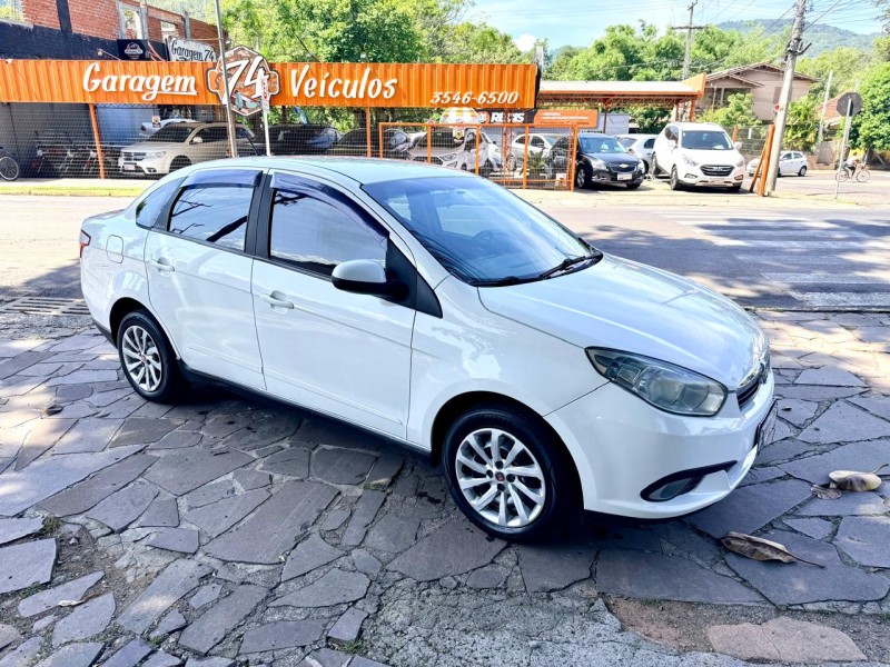 GRAND SIENA 1.4 MPI 8V TETRAFUEL 4P MANUAL - 2016 - TRêS COROAS