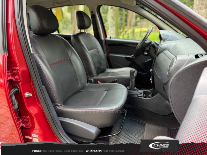 SANDERO 1.6 STEPWAY 16V FLEX 4P MANUAL - 2013 - CARLOS BARBOSA