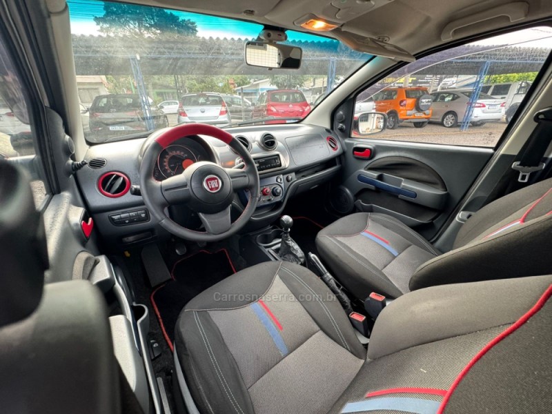 UNO 1.0 VIVACE 8V FLEX 4P MANUAL - 2014 - IGREJINHA