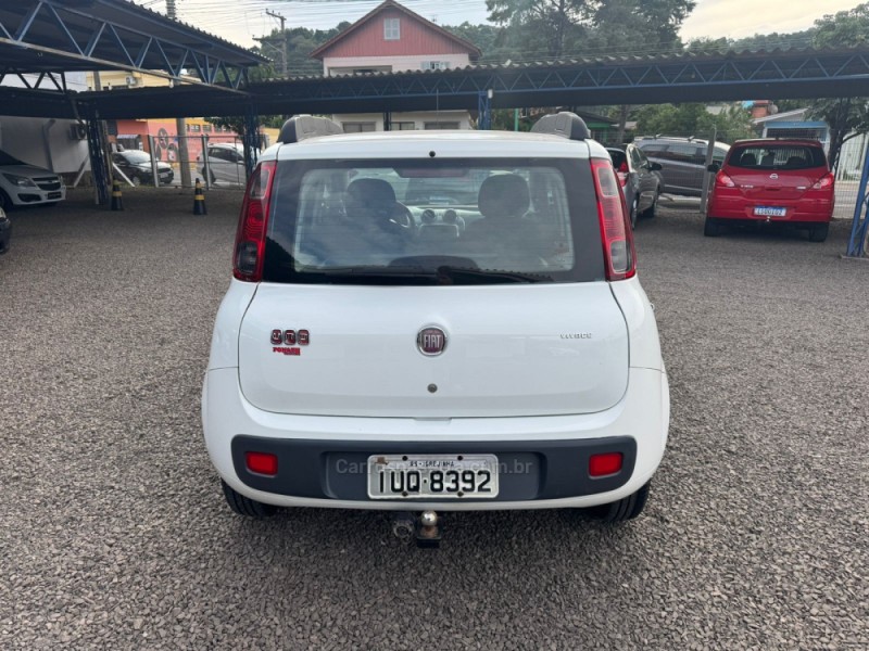 UNO 1.0 VIVACE 8V FLEX 4P MANUAL - 2014 - IGREJINHA