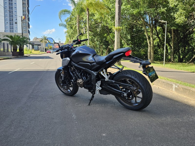 CB 650R  - 2012 - CAMPO BOM