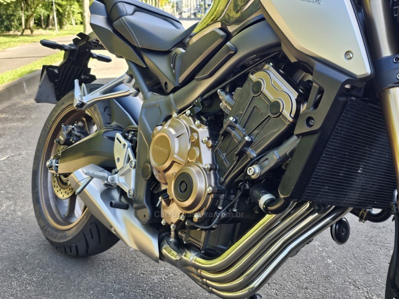 CB 650R  - 2012 - CAMPO BOM