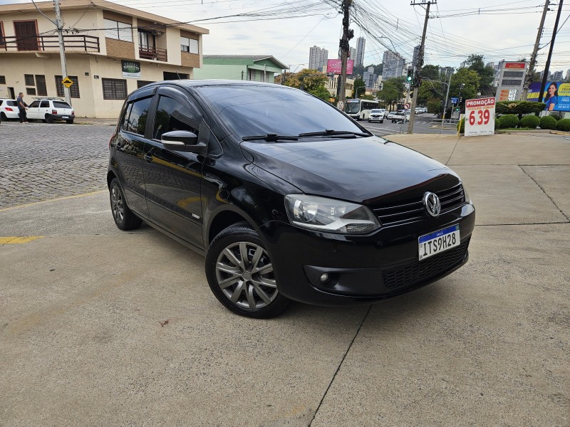 FOX 1.0 MI 8V FLEX 4P MANUAL - 2013 - CAXIAS DO SUL