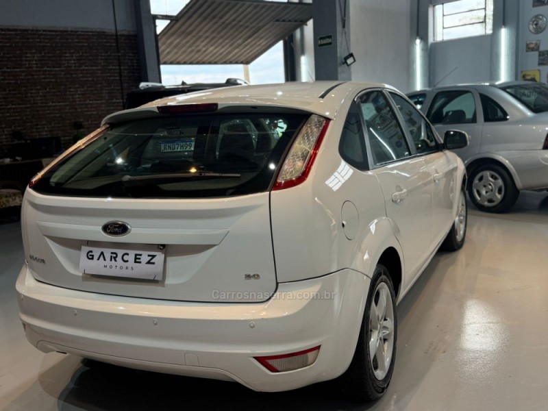 FOCUS 2.0 GLX 16V FLEX 4P MANUAL - 2013 - LAGOA VERMELHA