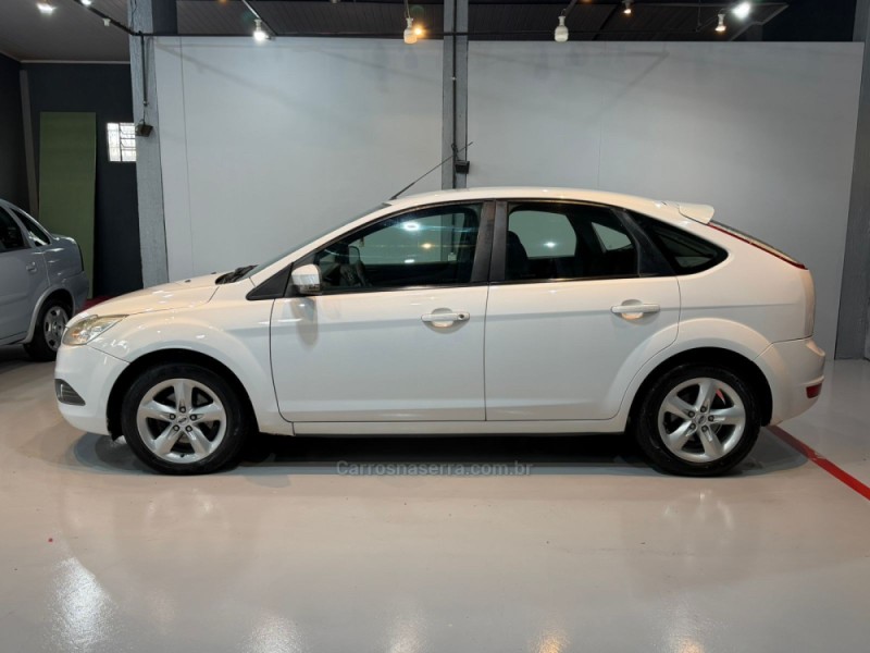 FOCUS 2.0 GLX 16V FLEX 4P MANUAL - 2013 - LAGOA VERMELHA
