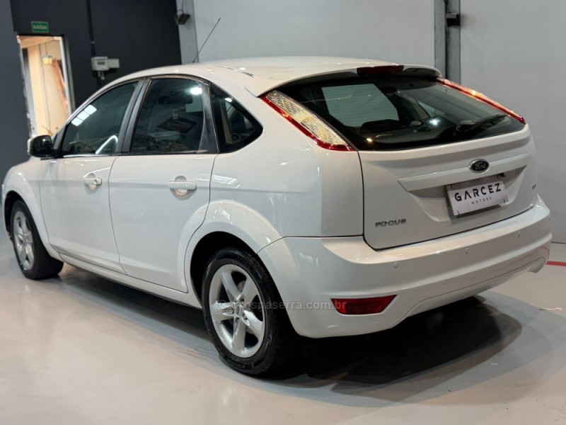 FOCUS 2.0 GLX 16V FLEX 4P MANUAL - 2013 - LAGOA VERMELHA