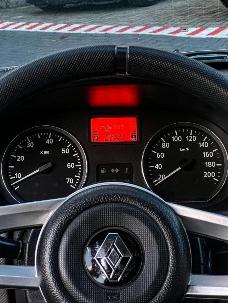 SANDERO 1.0 EXPRESSION 16V FLEX 4P MANUAL - 2010 - CANELA