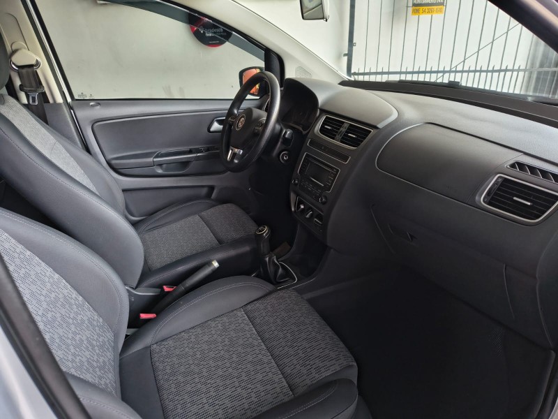 FOX 1.0 ITREND 8V FLEX 4P MANUAL - 2014 - CAXIAS DO SUL