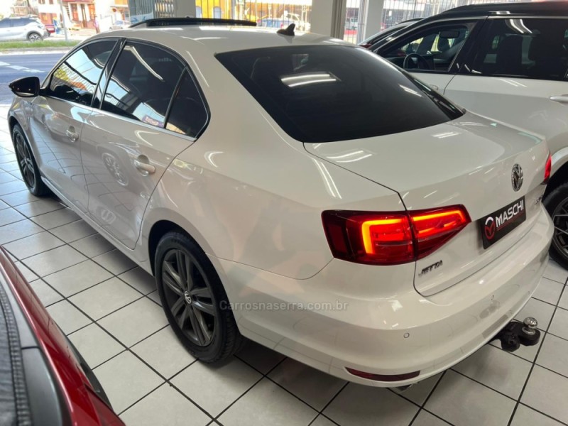 JETTA 2.0 TSI HIGHLINE 211CV GASOLINA 4P DSG - 2016 - CAXIAS DO SUL