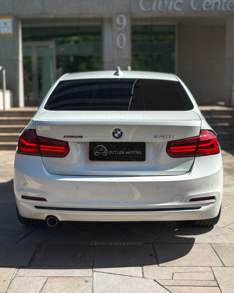 320I 2.0 16V TURBO ACTIVE FLEX 4P AUTOMÁTICO - 2016 - NOVO HAMBURGO