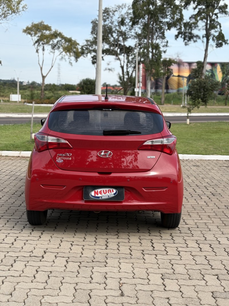 HB20 1.0 COMFORT 12V FLEX 4P MANUAL - 2015 - LAJEADO