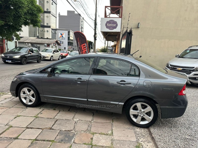 CIVIC 1.8 LXS 16V GASOLINA 4P MANUAL - 2007 - CAXIAS DO SUL