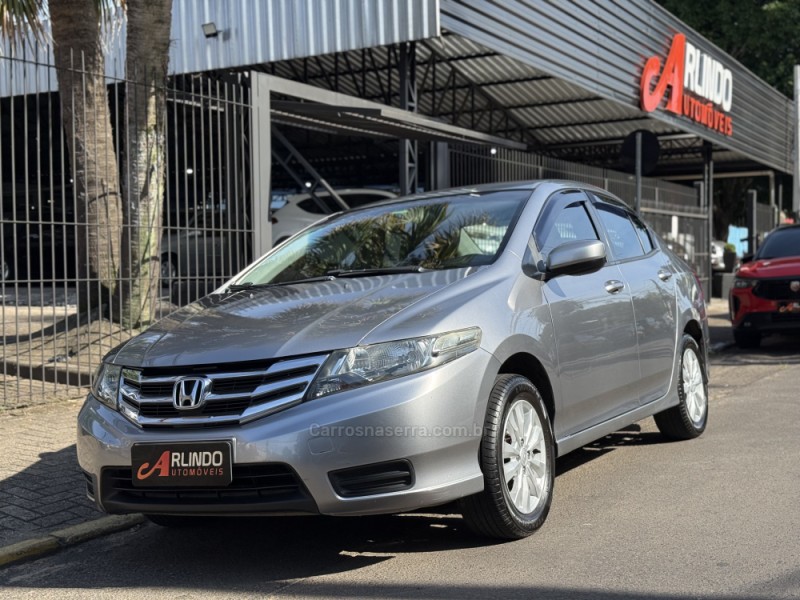 CITY 1.5 LX 16V FLEX 4P MANUAL - 2013 - PAROBé