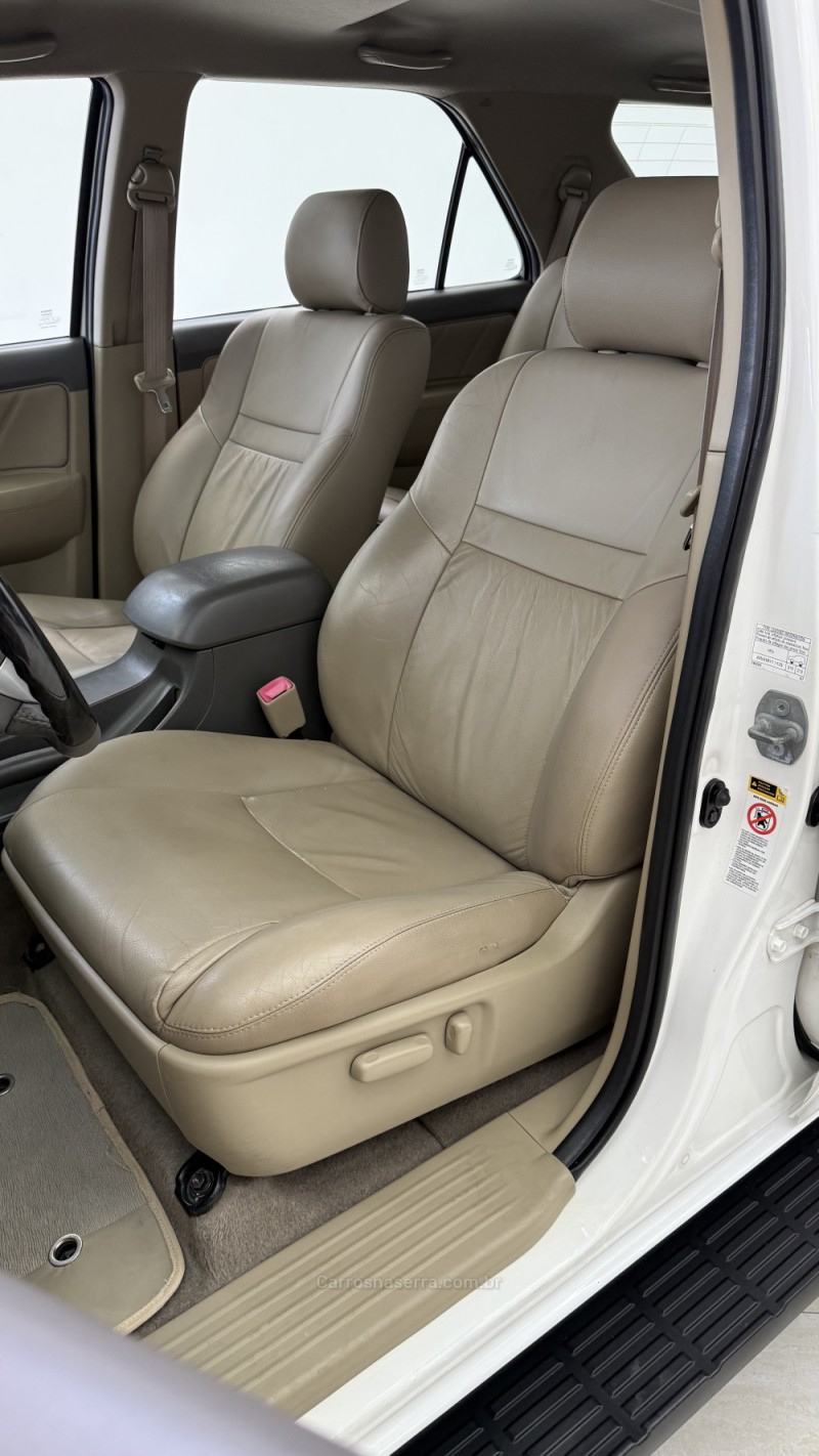 HILUX SW4 3.0 SRV 4X4 CD 16V TURBO INTERCOOLER DIESEL 4P AUTOMÁTICO - 2013 - BENTO GONçALVES