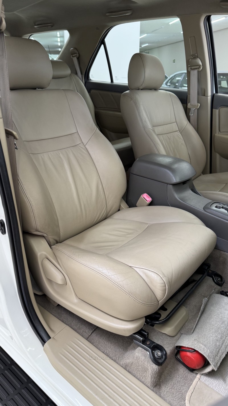 HILUX SW4 3.0 SRV 4X4 CD 16V TURBO INTERCOOLER DIESEL 4P AUTOMÁTICO - 2013 - BENTO GONçALVES