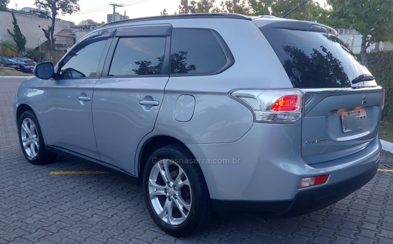 OUTLANDER 2.0 16V GASOLINA 4P AUTOMÁTICO - 2015 - CAXIAS DO SUL