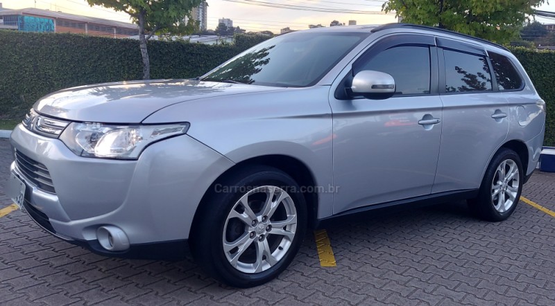 OUTLANDER 2.0 16V GASOLINA 4P AUTOMÁTICO - 2015 - CAXIAS DO SUL