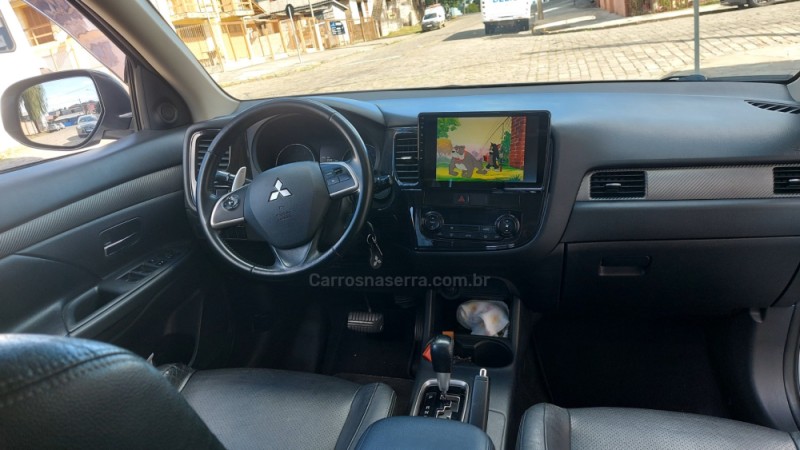OUTLANDER 2.0 16V GASOLINA 4P AUTOMÁTICO - 2015 - CAXIAS DO SUL