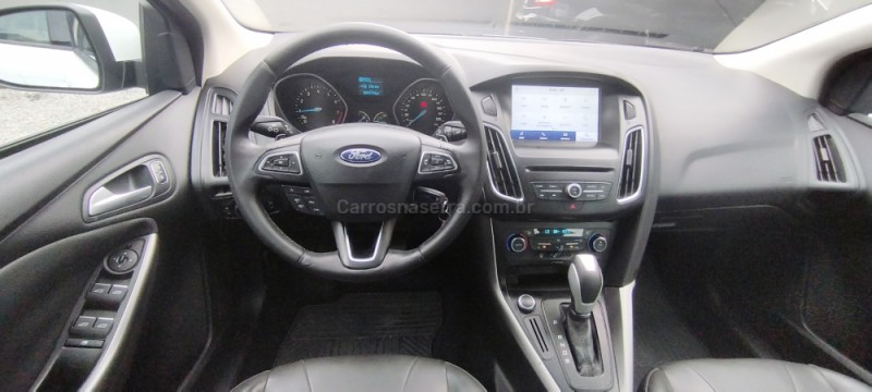 FOCUS 2.0 SE SEDAN 16V FLEX 4P AUTOMÁTICO - 2018 - FARROUPILHA