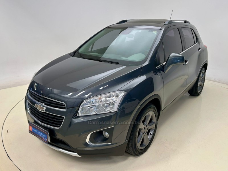 tracker 1.8 mpfi ltz 4x2 16v flex 4p automatico 2015 santa cruz do sul