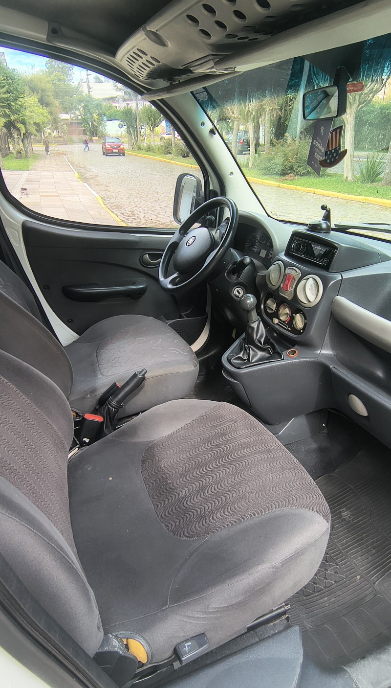 DOBLÓ 1.8 MPI CARGO 8V GASOLINA 4P MANUAL - 2009 - FARROUPILHA