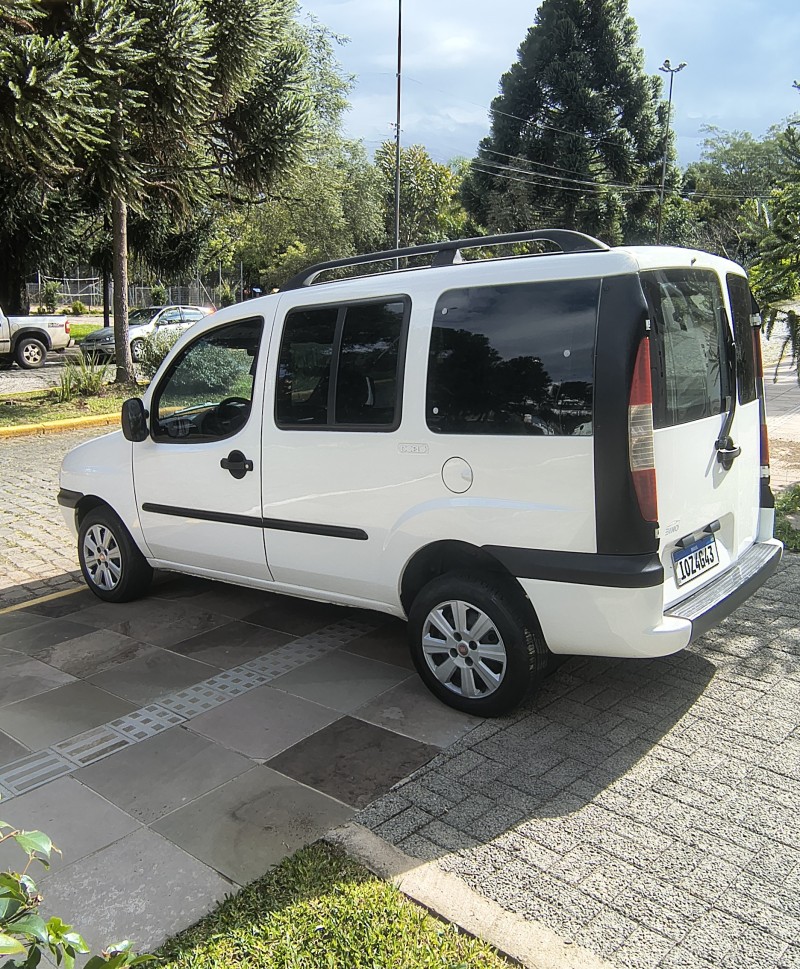 DOBLÓ 1.8 MPI CARGO 8V GASOLINA 4P MANUAL - 2009 - FARROUPILHA