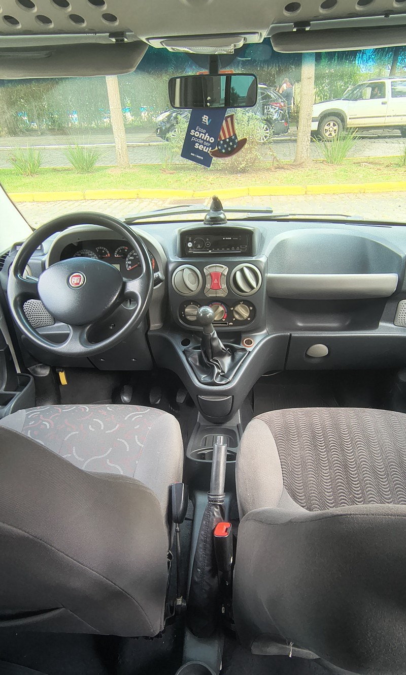 DOBLÓ 1.8 MPI CARGO 8V GASOLINA 4P MANUAL - 2009 - FARROUPILHA