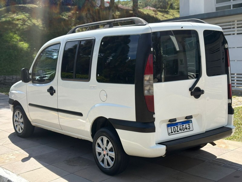 DOBLÓ 1.8 MPI CARGO 8V GASOLINA 4P MANUAL - 2009 - FARROUPILHA