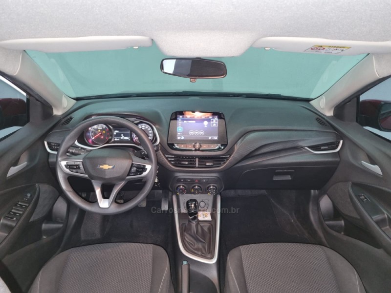 ONIX 1.0 LT 12V TURBO FLEX 4P MANUAL - 2023 - VACARIA