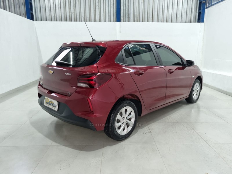 ONIX 1.0 LT 12V TURBO FLEX 4P MANUAL - 2023 - VACARIA