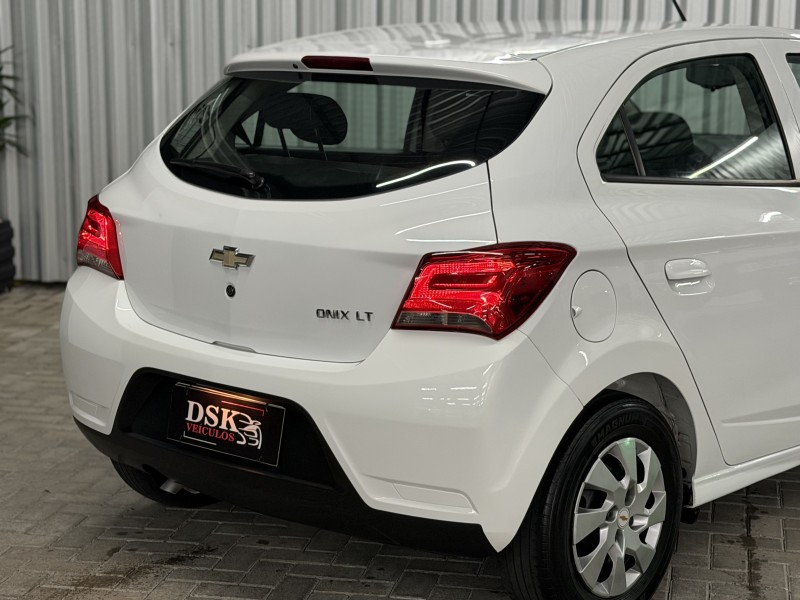 ONIX 1.0 MPFI LT 8V FLEX 4P MANUAL - 2017 - CAXIAS DO SUL