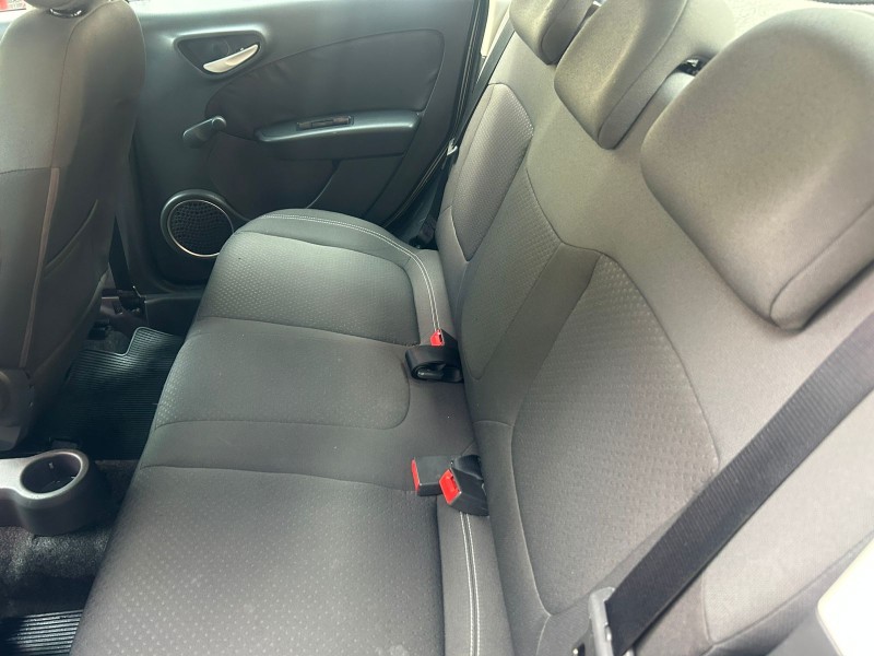 GRAND SIENA 1.4 MPI ATTRACTIVE 8V FLEX 4P MANUAL - 2013 - TRêS COROAS