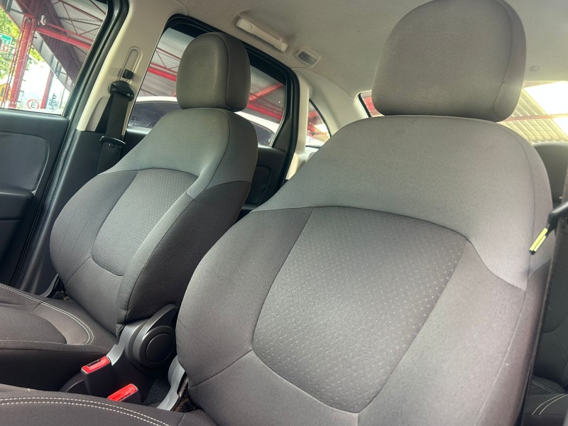 GRAND SIENA 1.4 MPI ATTRACTIVE 8V FLEX 4P MANUAL - 2013 - TRêS COROAS