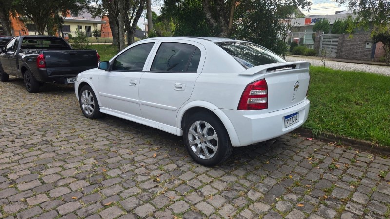 ASTRA 2.0 MPFI ADVANTAGE 8V FLEX 4P MANUAL - 2011 - CAXIAS DO SUL